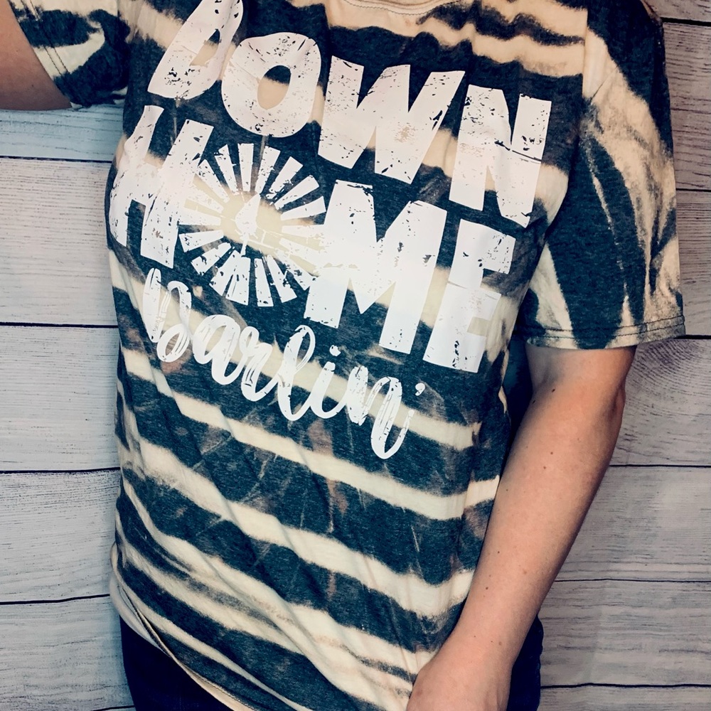 Down Home Darlin’ Tee